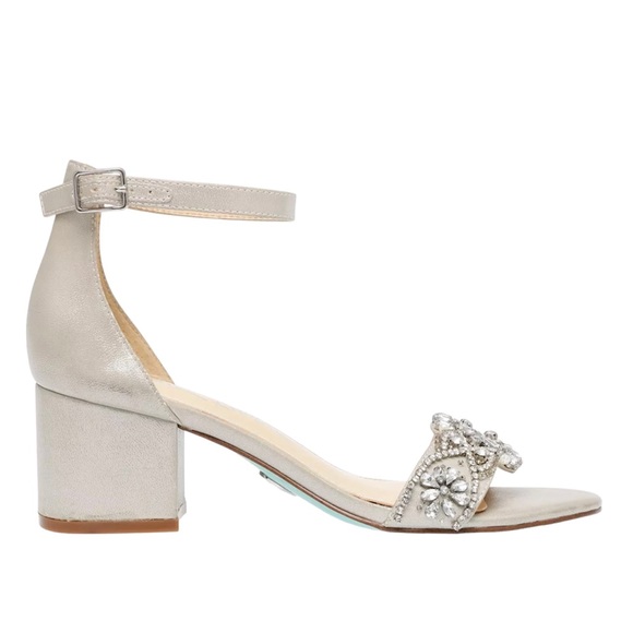 NEW Betsey Johnson Heels - Picture 2 of 8